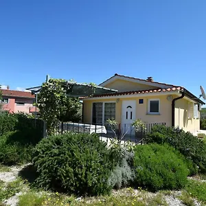 Pere , Malinska Kroatien