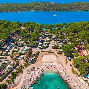Village Poljana Kemp Mali Lošinj